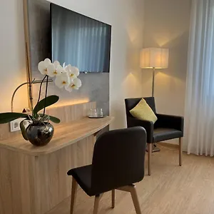 Hotel Garni Geisler, Cologne