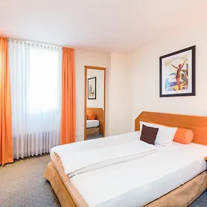 Hotel Servatius, Kolonia