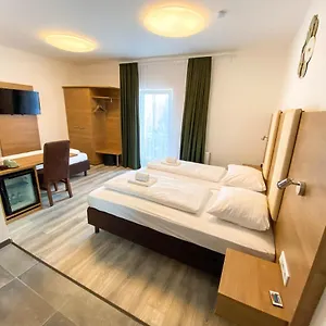 Gede Apartament
