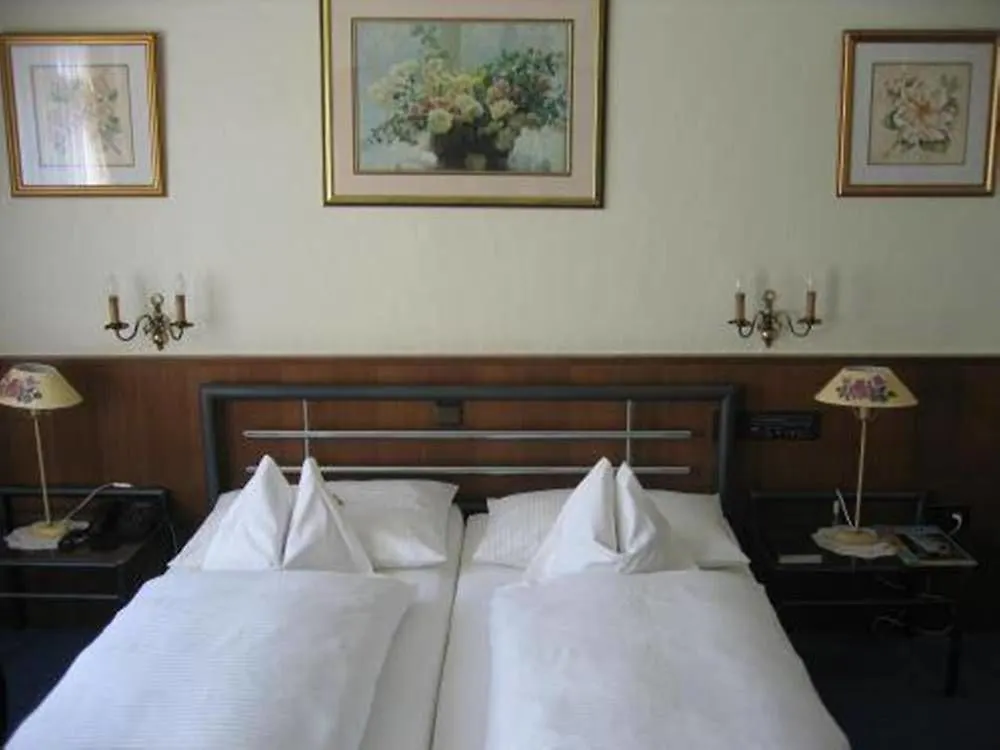 ***  Hotel Windsor Cologne Germany